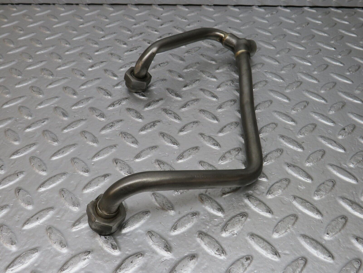 32833 Mercedes-Benz C107 R107 350 V8 Air Intake Manifold Hose