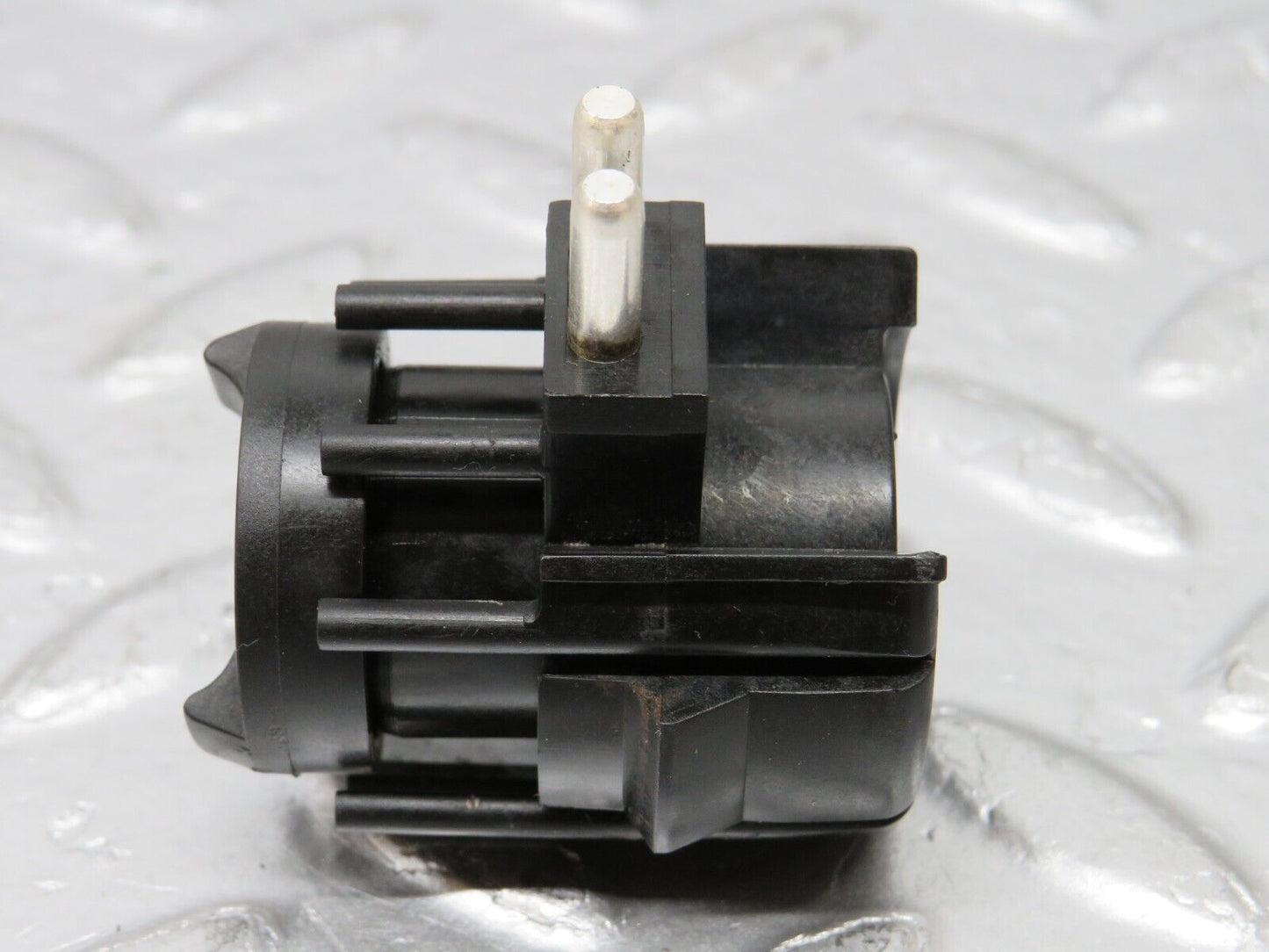 34323 Mercedes-Benz C126 380SEC Coupe Kick Down Switch 0015456314