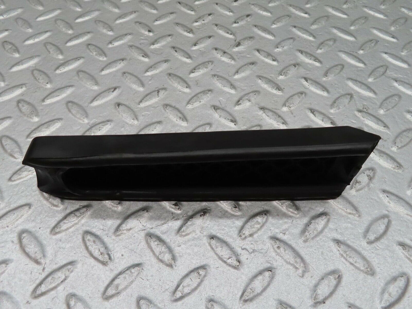 14718 Mercedes-Benz W201 190E Accelerator Pedal Rubber 1233010082