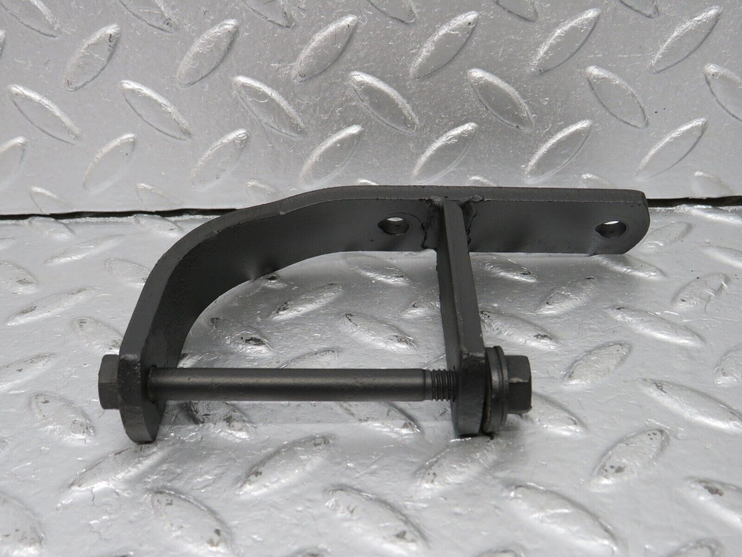 40442 Mercedes-Benz W110 230 Mount Support Bracket
