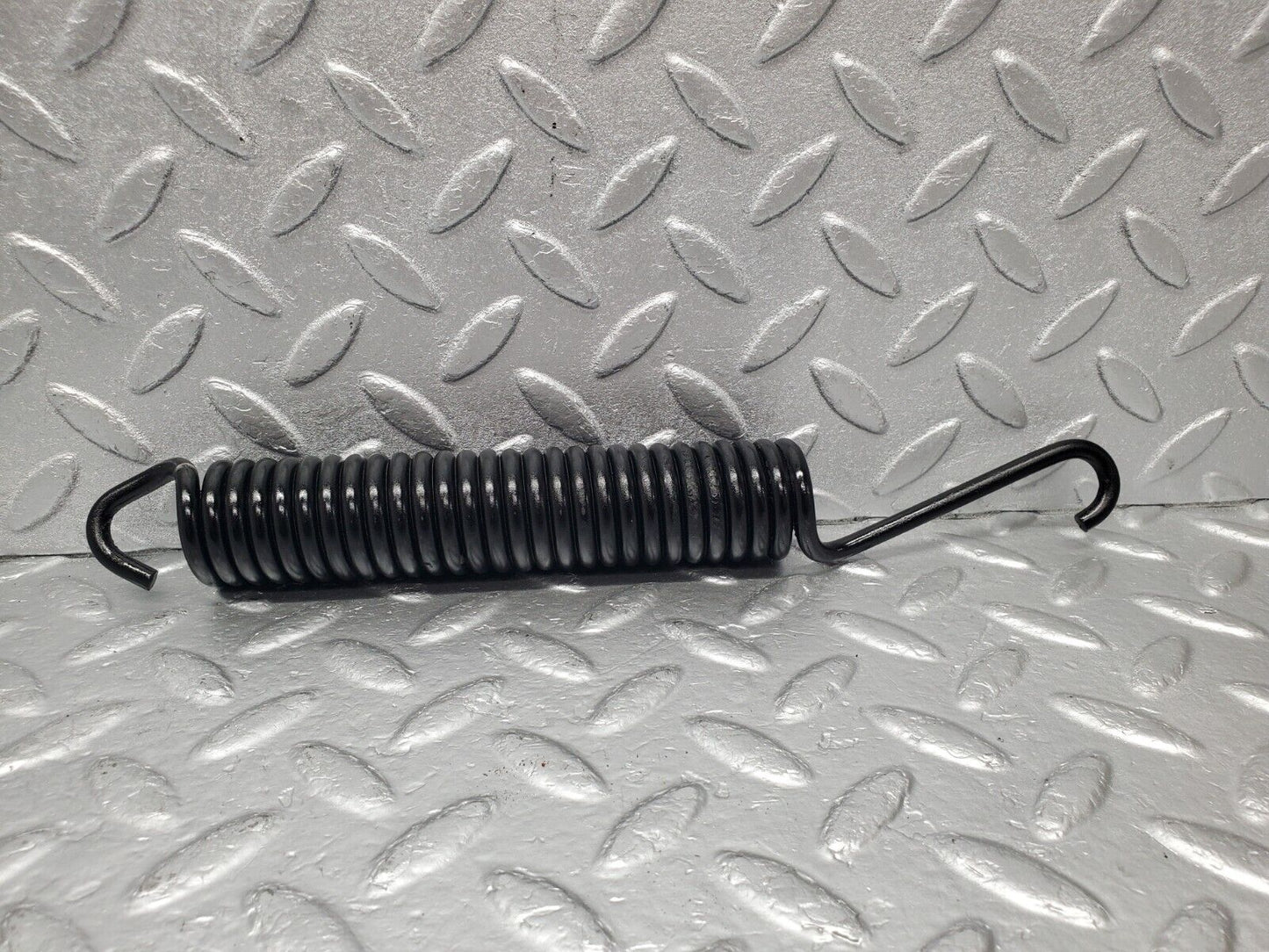 46643 Mercedes-Benz C123 280CE Coupe Bonnet Hinge Spring