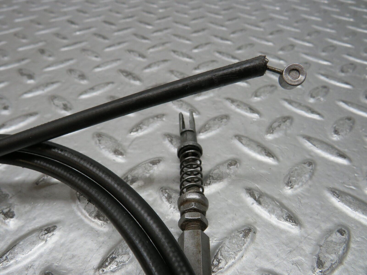 28520 Mercedes-Benz S123 240D Wagon Bonnet Release Cable
