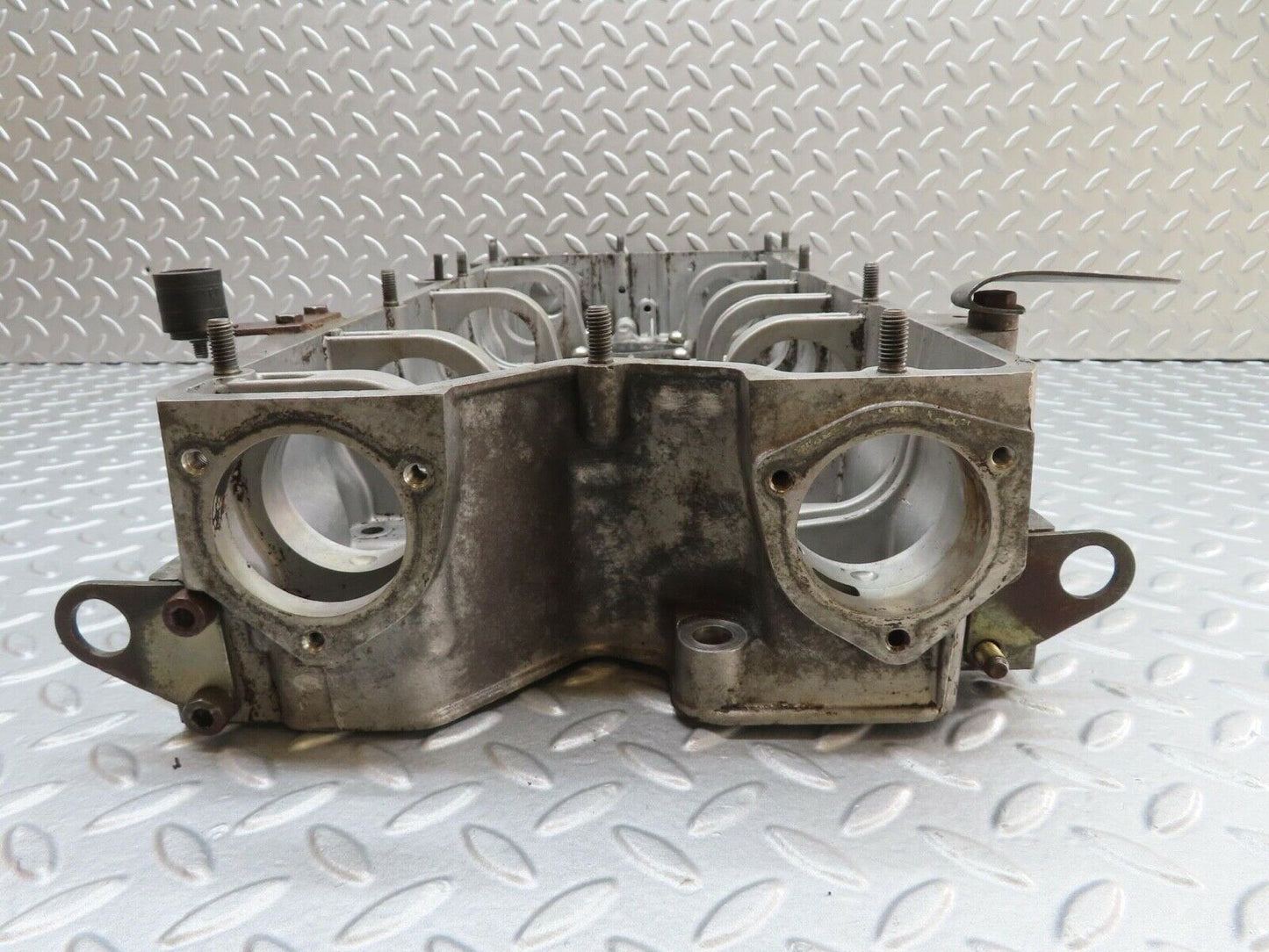 16071 Mercedes-Benz W123 280E Camshaft Bearing Casing 1100163304