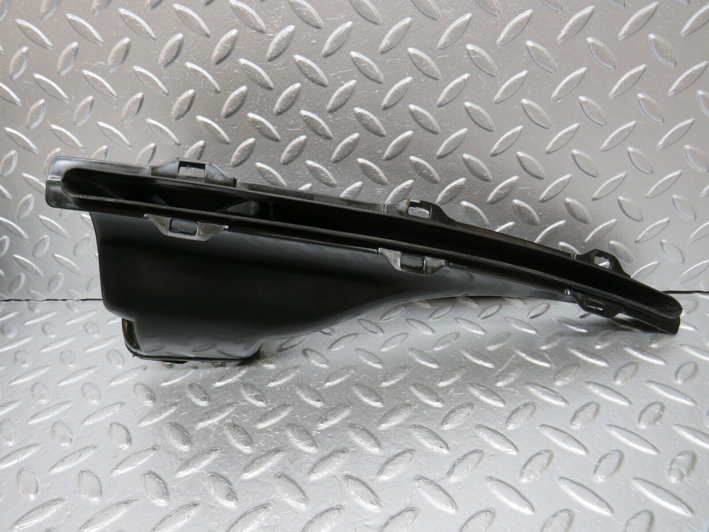 31016 Mercedes-Benz W123 230E Air Duct Vent Pair 1238300119 1238300219