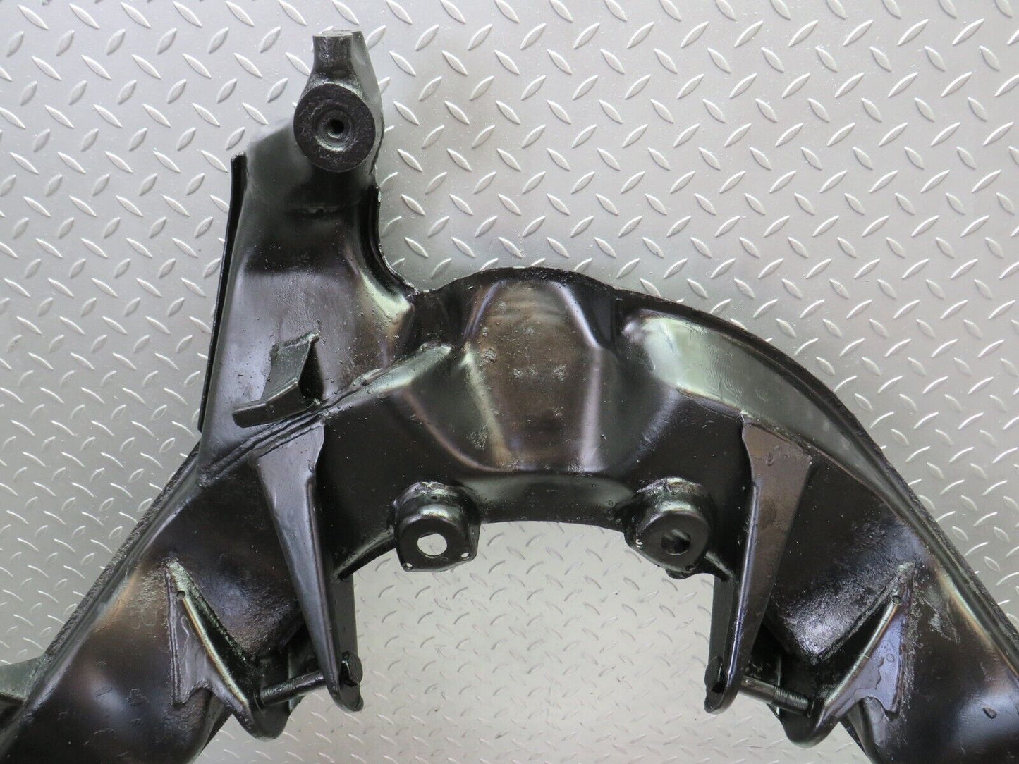36376 Mercedes-Benz W126 420SE Rear Subframe Axle Carrier Suspension