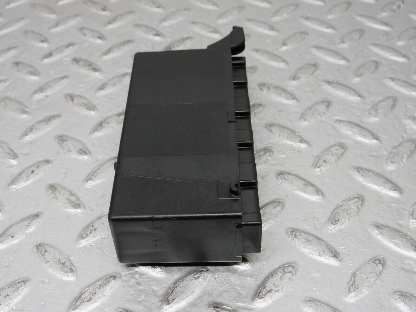 33435 Mercedes-Benz W202 C180 Light Control Unit 2025420232