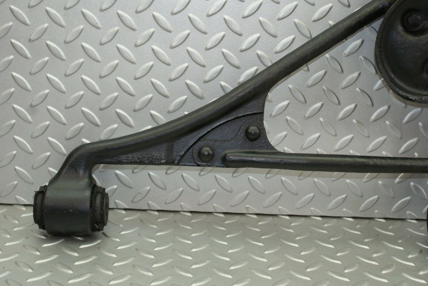 2699 Mercedes-Benz W116 350SE Front Left Lower Control Arm 1163333605