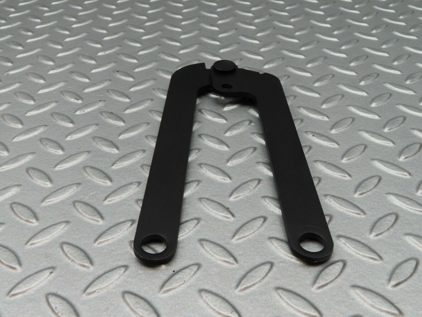 5095 Mercedes-Benz R107 350SL Right Bonnet Hinge