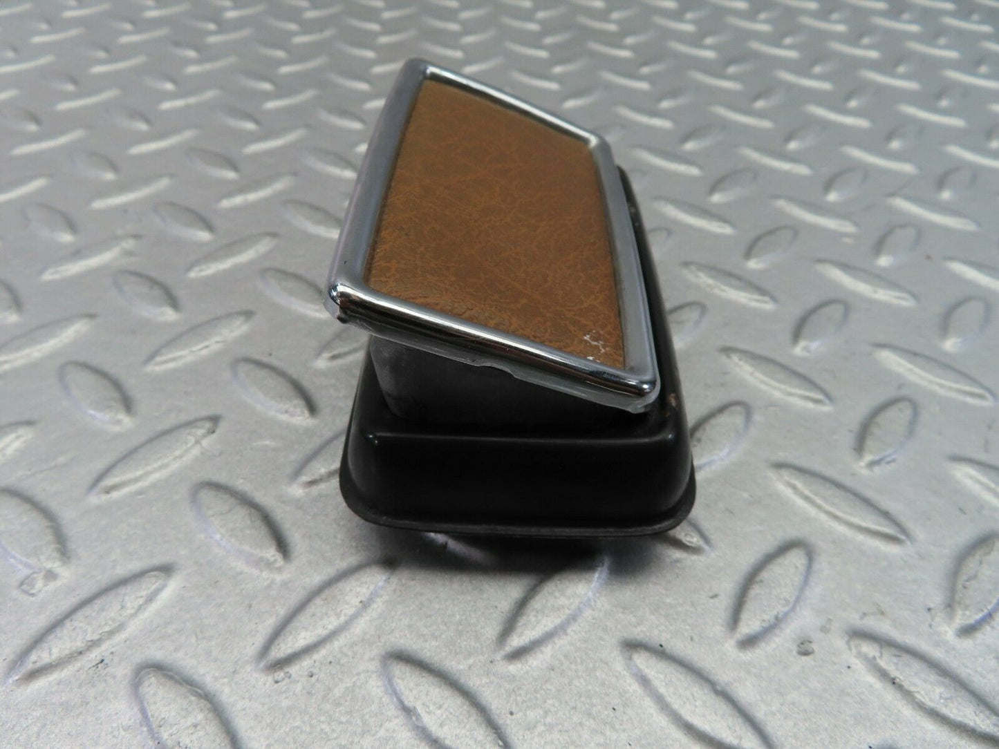 7915 Mercedes-Benz W115 220D Rear Door Ashtray