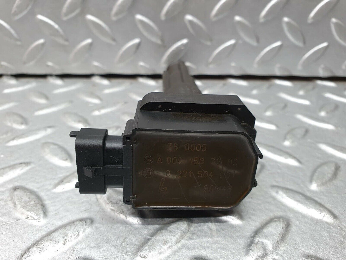 19546 Mercedes-Benz C140 CL420 Coupe Ignition Coil 0001587203