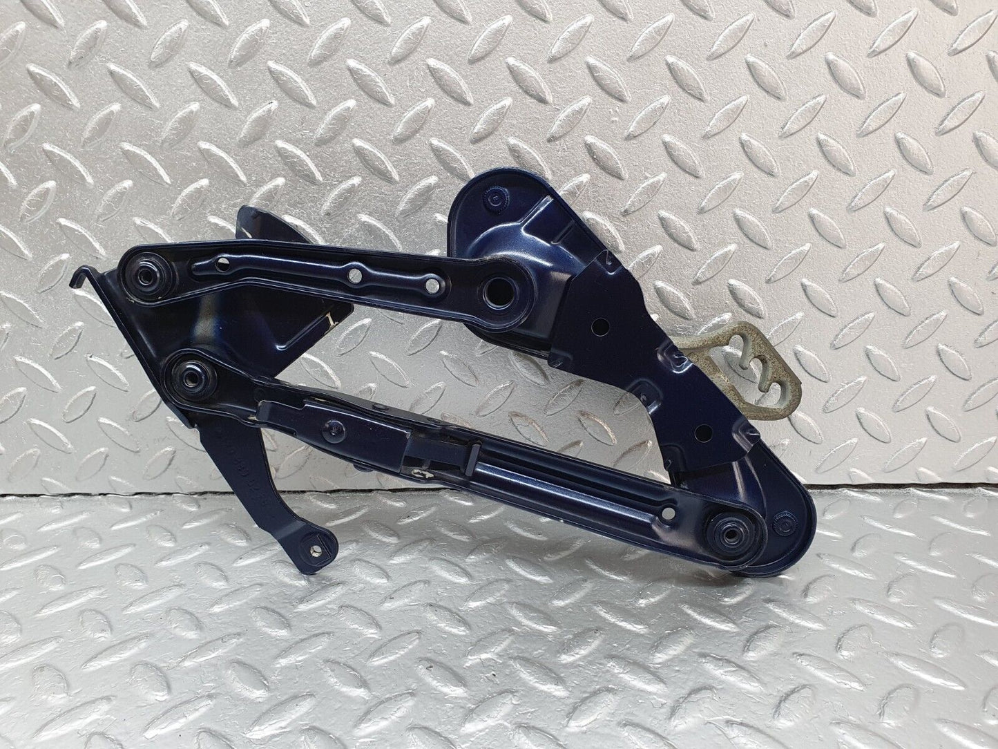 42194 Mercedes-Benz R129 320SL Coupe Bonnet Hinge Right Side 1298800228 1298870274