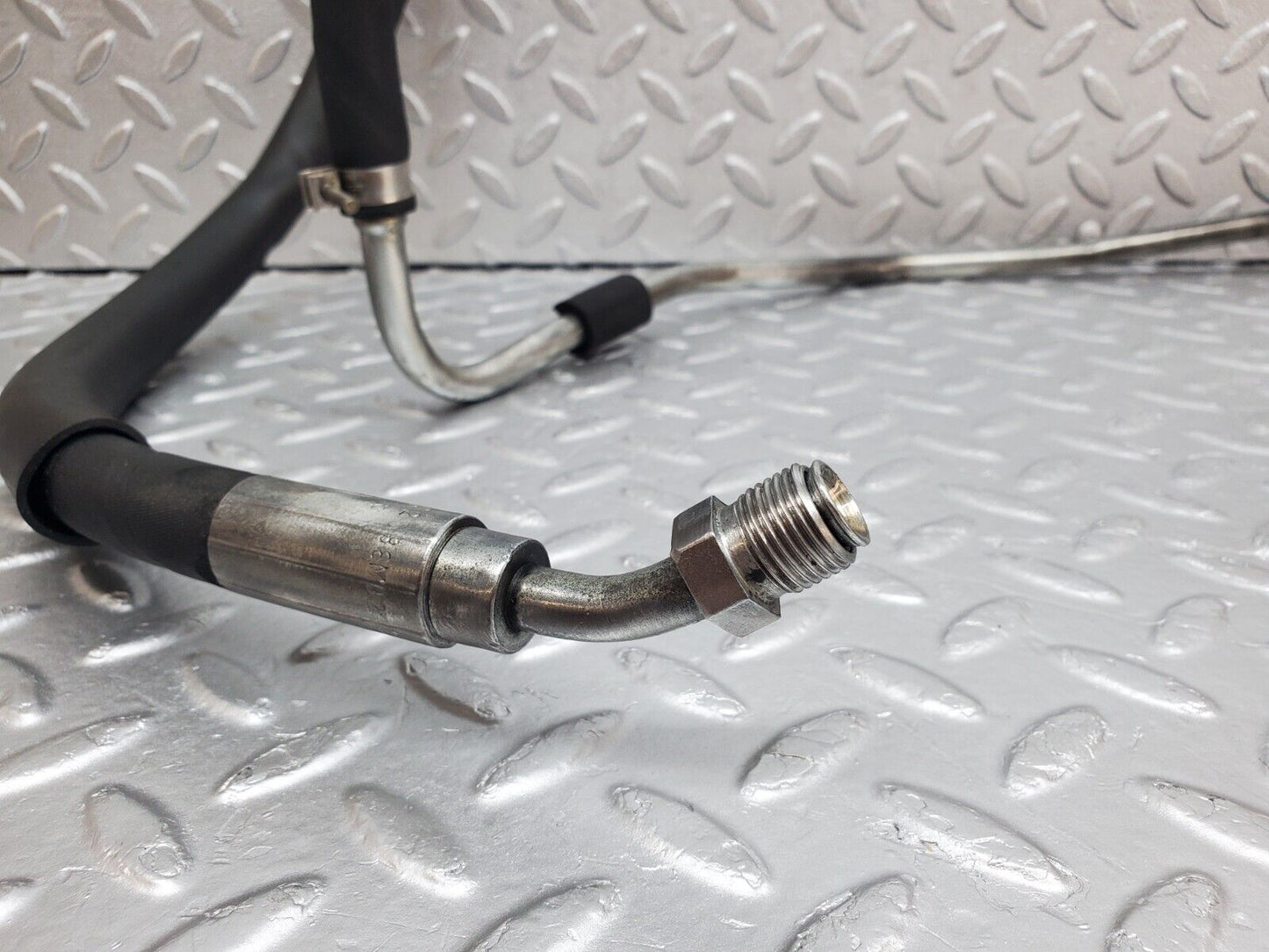 45825 Mercedes-Benz W126 420SE Power Steering Hose Pipe