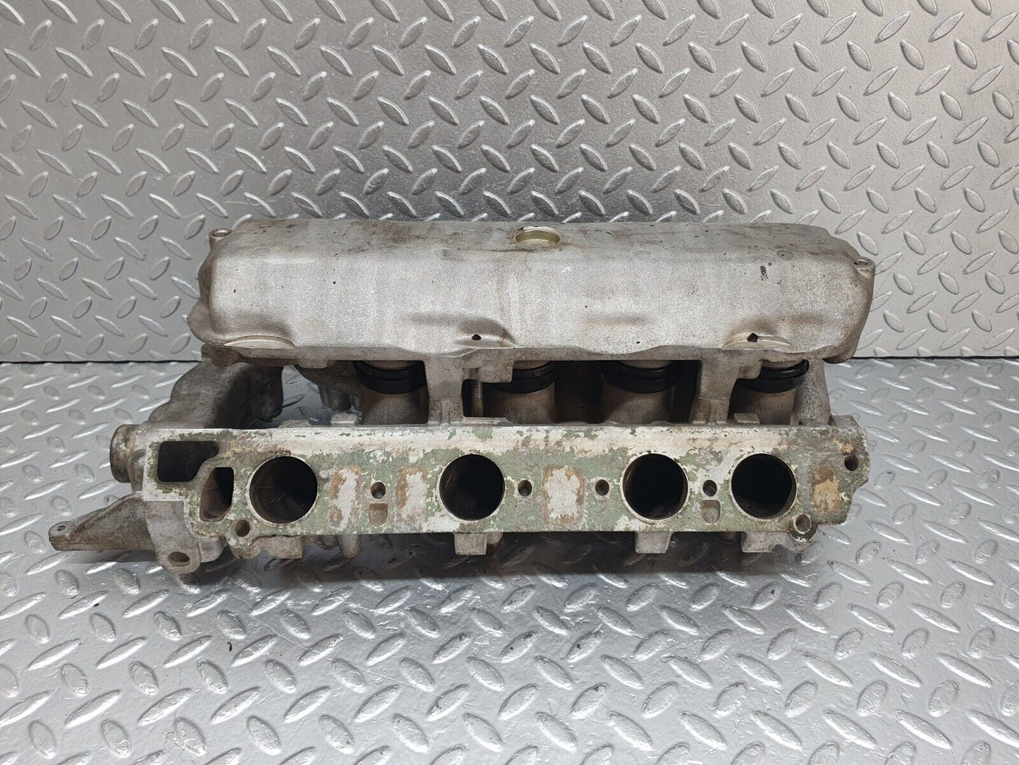 43826 Mercedes-Benz C126 380SEC Coupe Air Intake Manifold 1161414801 1161415301