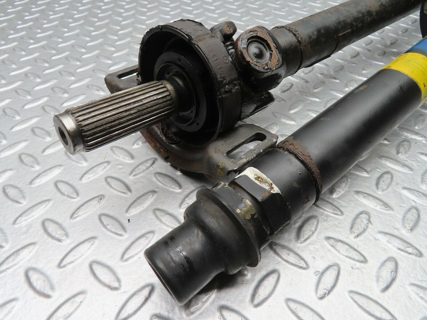 20765 Mercedes-Benz R107 450SL Coupe Cardan Shaft Prop Shaft