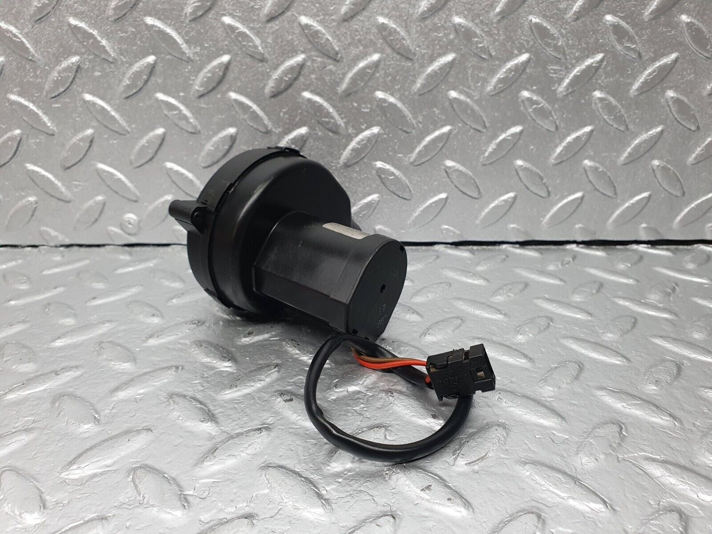 42233 Mercedes-Benz R129 320SL Coupe Ecu Heater Blower Motor Bosch 0130002828 1298300608