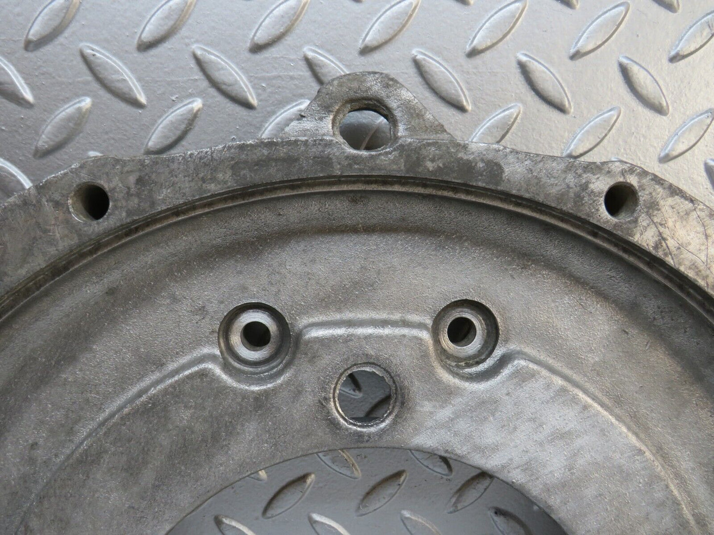 32842 Mercedes-Benz C107 R107 350 V8 Gearbox Flange 1160110845
