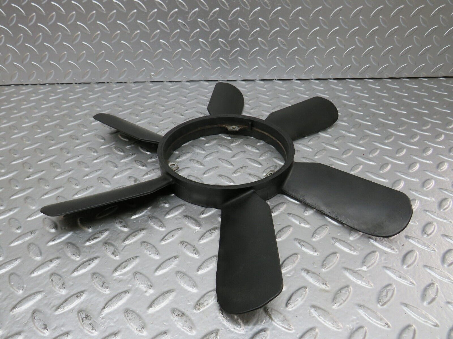 24846 Mercedes-Benz W140 S320 Engine Cooling Fan 1032000623
