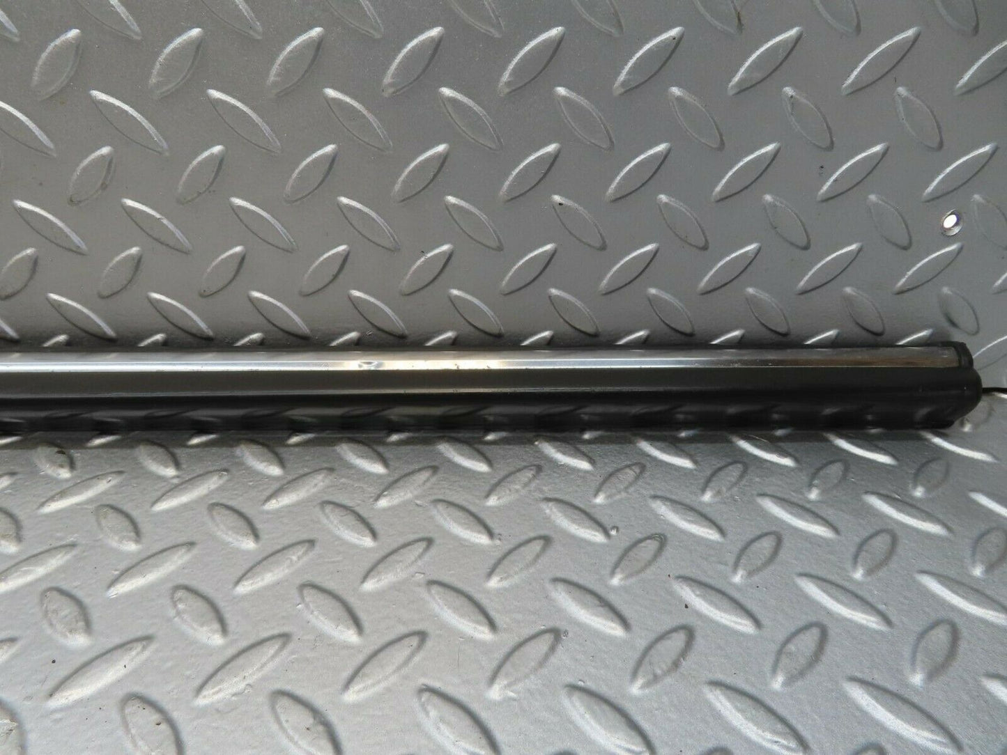 15729 Mercedes-Benz R107 450SL Coupe Left Door Centre Moulding Trim