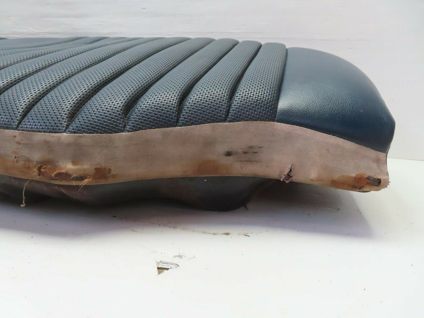10669 Mercedes-Benz W116 Rear Seat Bottom