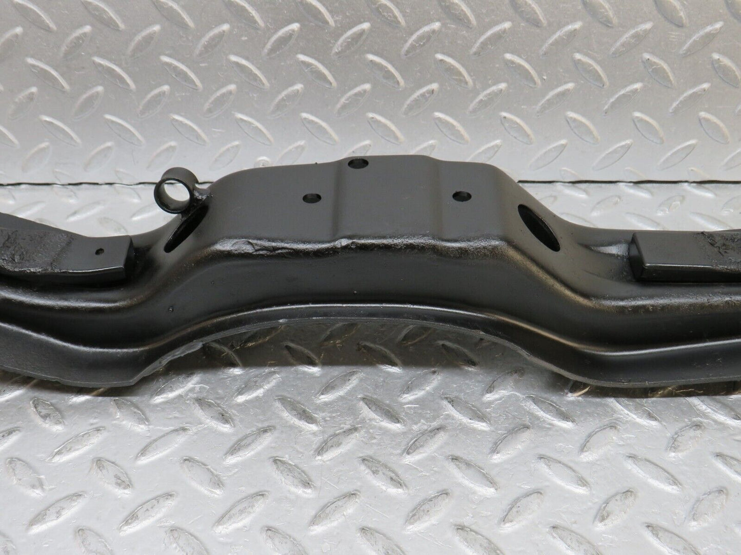37362 Mercedes-Benz W109 300SEL Gearbox Mount Bracket 1089870740