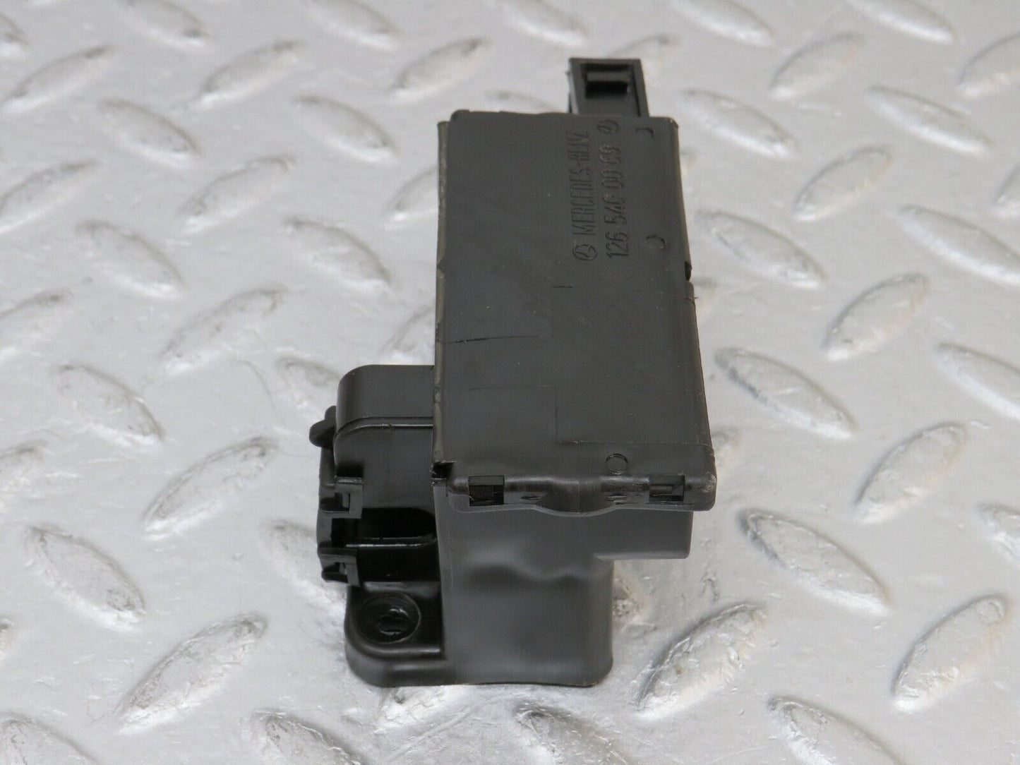 36033 Mercedes-Benz W126 420SE Cable Wire Distributor Connector 1265400069