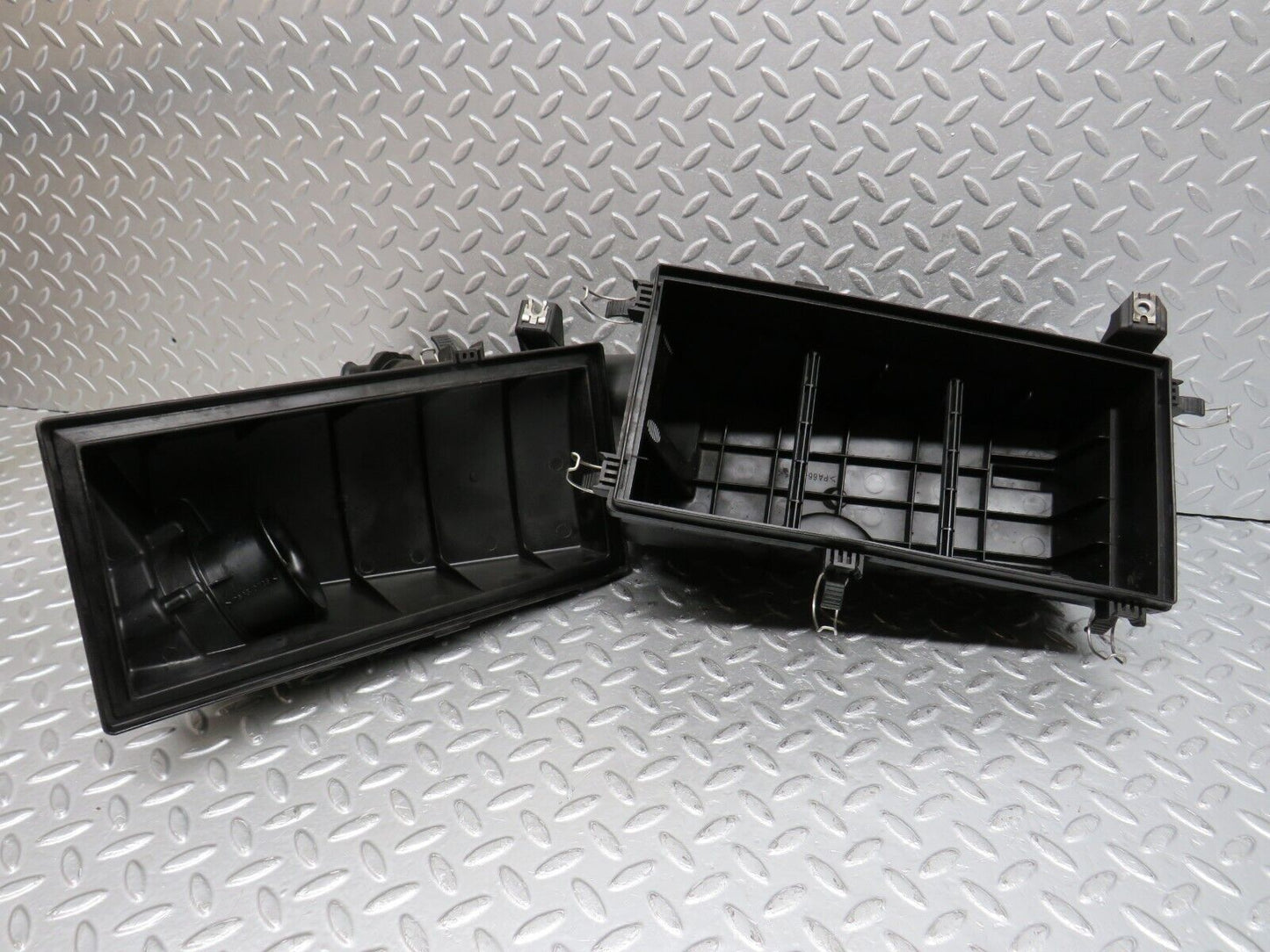 39673 Mercedes-Benz R129 320SL Coupe Air Filter Box Housing 1040900501 4616885903