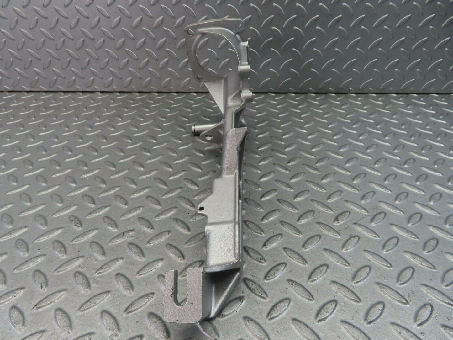8520 Mercedes-Benz R107 Brake Pedal Bracket 1072941101