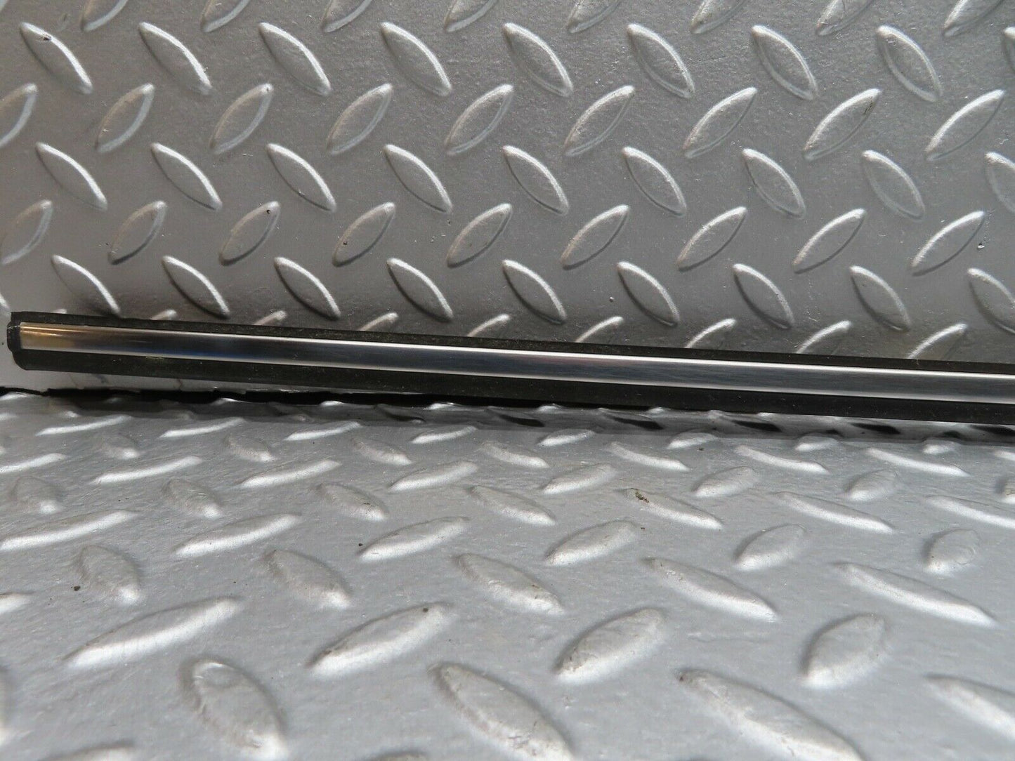 21107 Mercedes-Benz W123 230E Trunk Boot Lid Chrome Moulding Trim