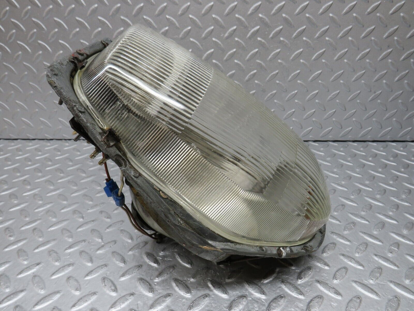 35863 Mercedes-Benz W108 Headlight Bosch 1305630023