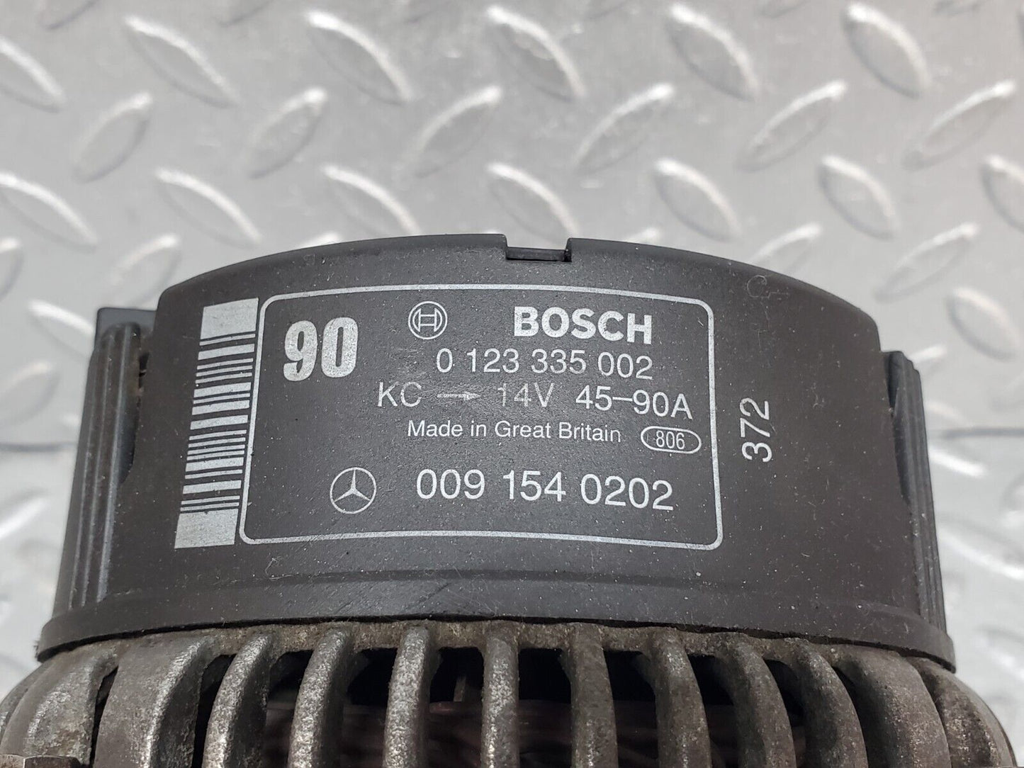 44854 Mercedes-Benz W124 220E Alternator Generator Bosch 0091540202 0123335002
