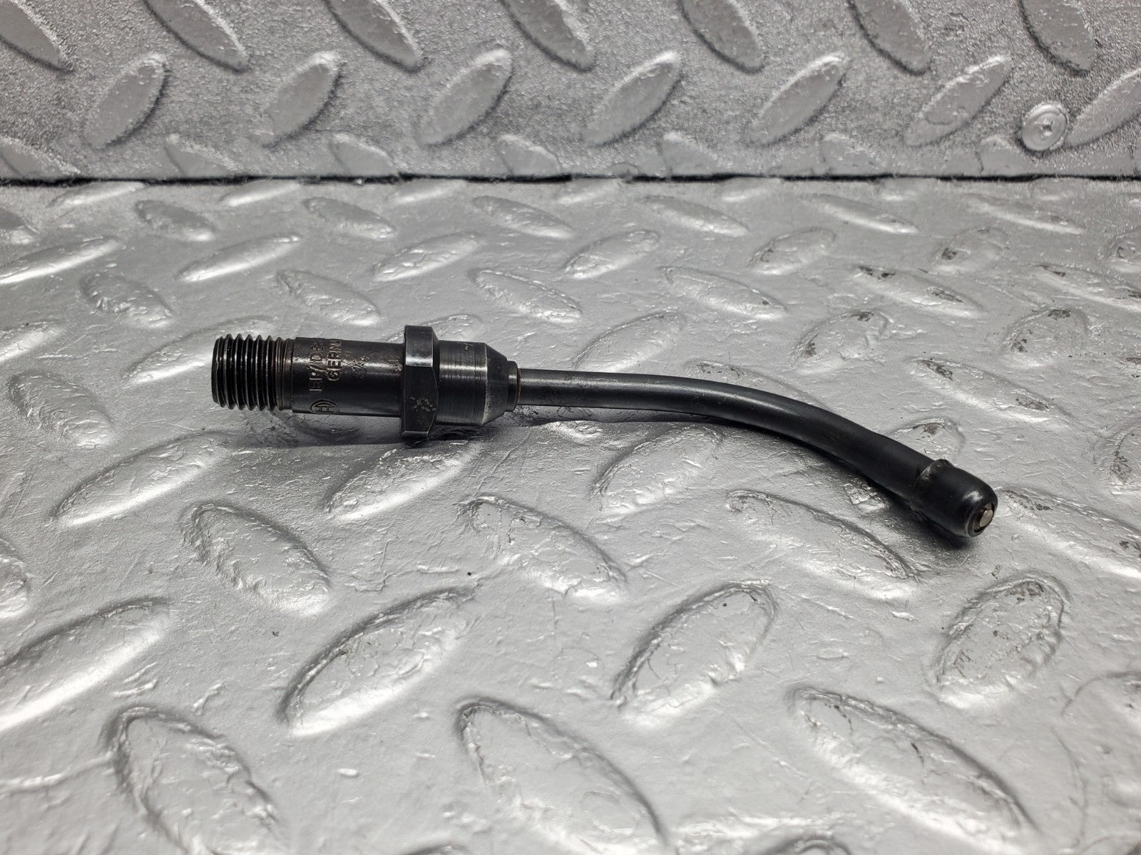 W112 fuel injector used OEM