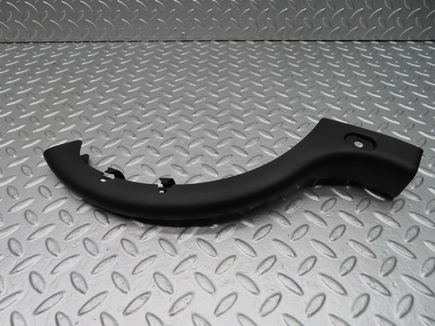 14868 Mercedes-Benz W140 S320 Boot Hinge Plastic Cover Left Side 1408214389