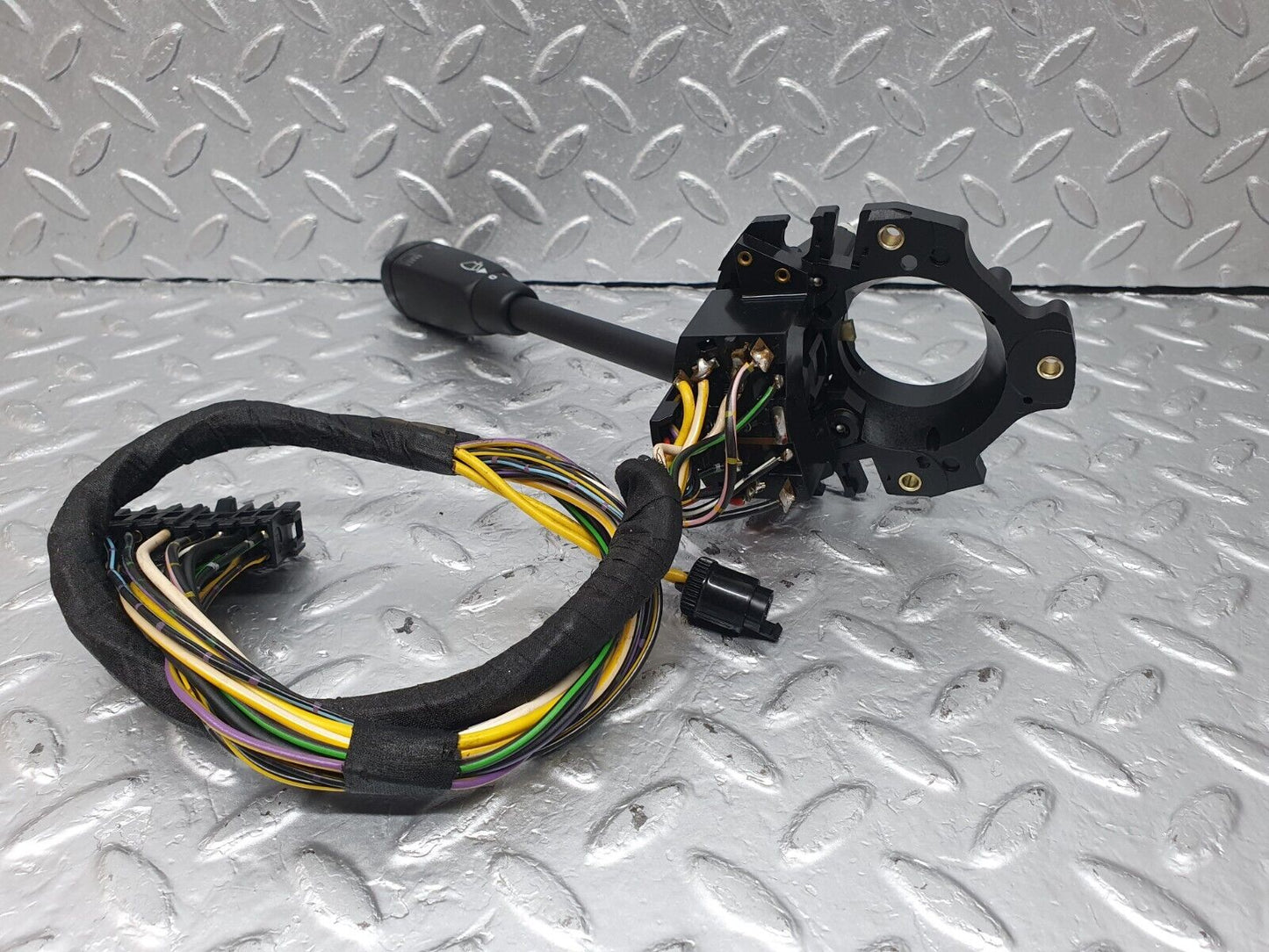 42750 Mercedes-Benz W201 190 Indicator Wiper Stalk 2015450924