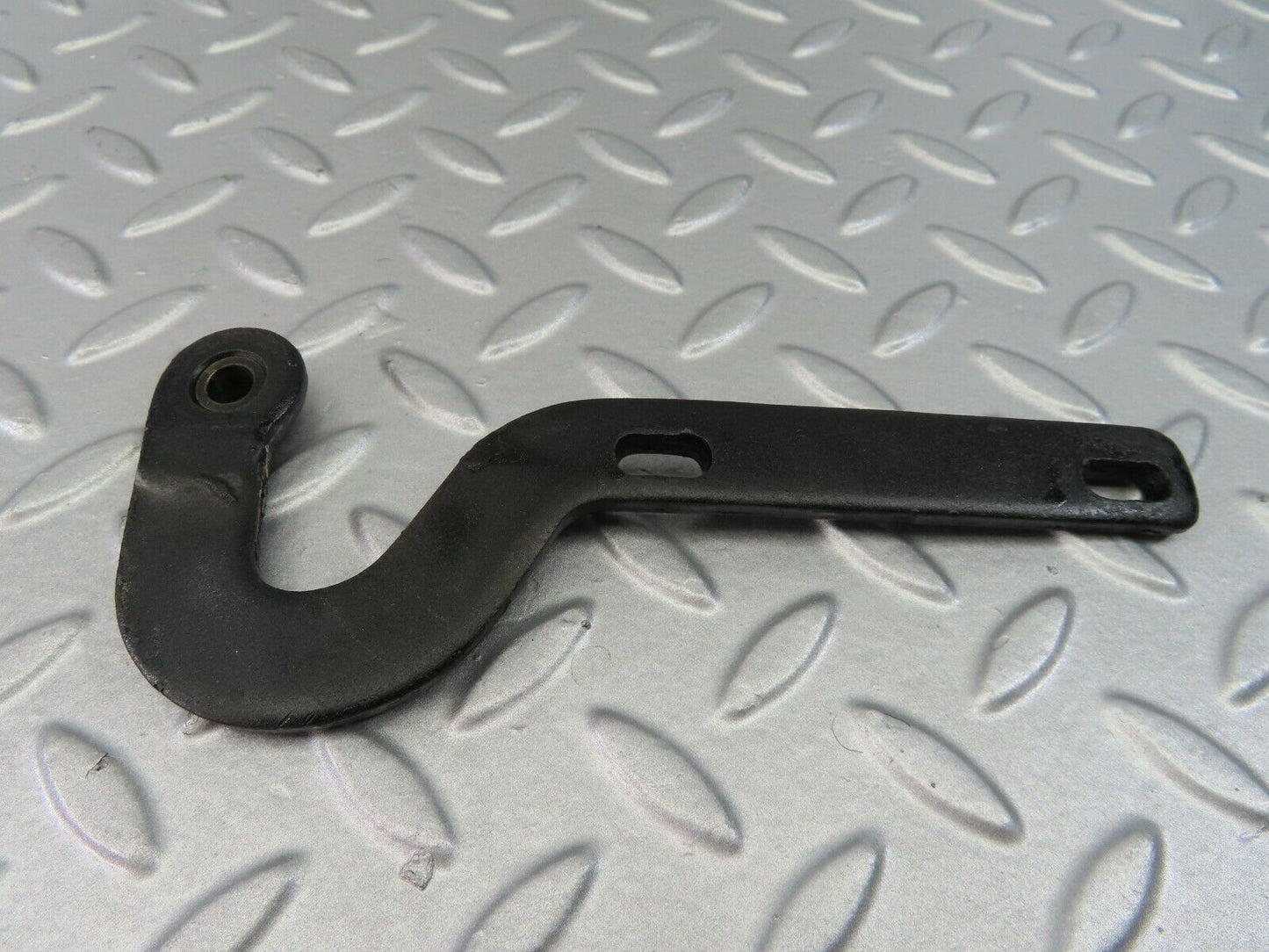 7249 Mercedes-Benz W116 450SE Bonnet Hinge Support Right