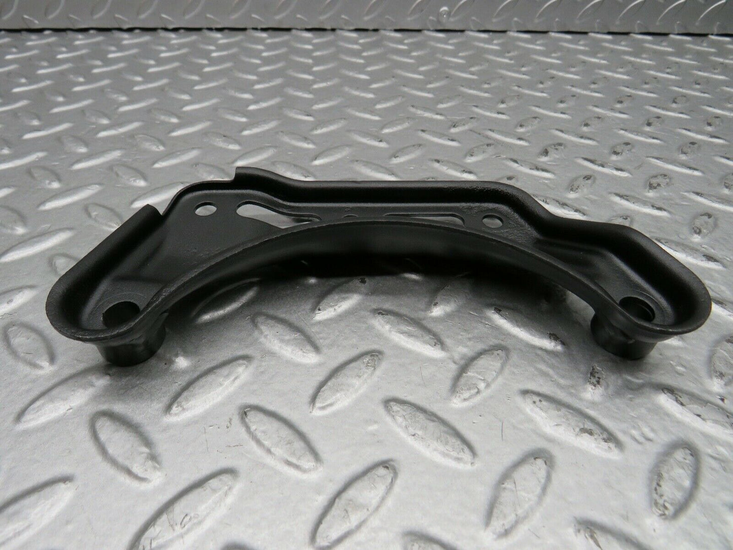 21771 Mercedes-Benz W126 300SE Belt Tensioner Bracket Holder 1032021240