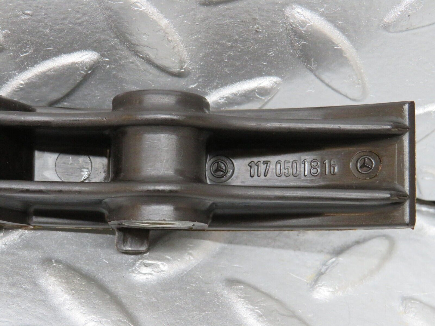 34512 Mercedes-Benz C126 380SEC Coupe Timing Chain Guide Rail 1170501816