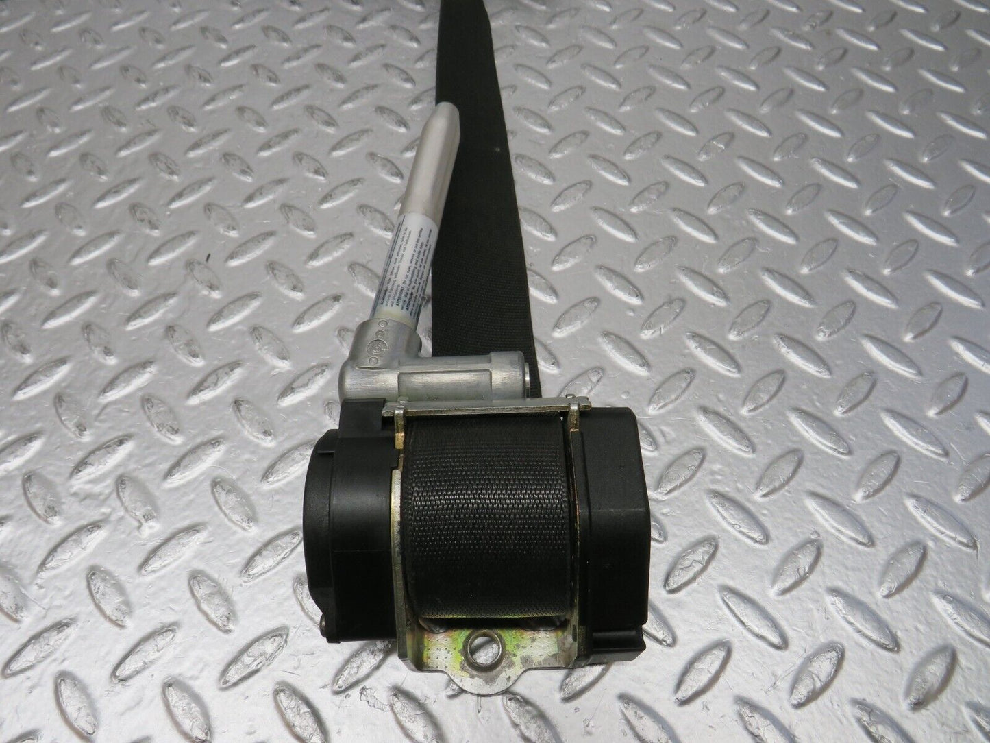 31537 Mercedes-Benz S124 220TE Wagon Front Left Seat Belt 1248609785