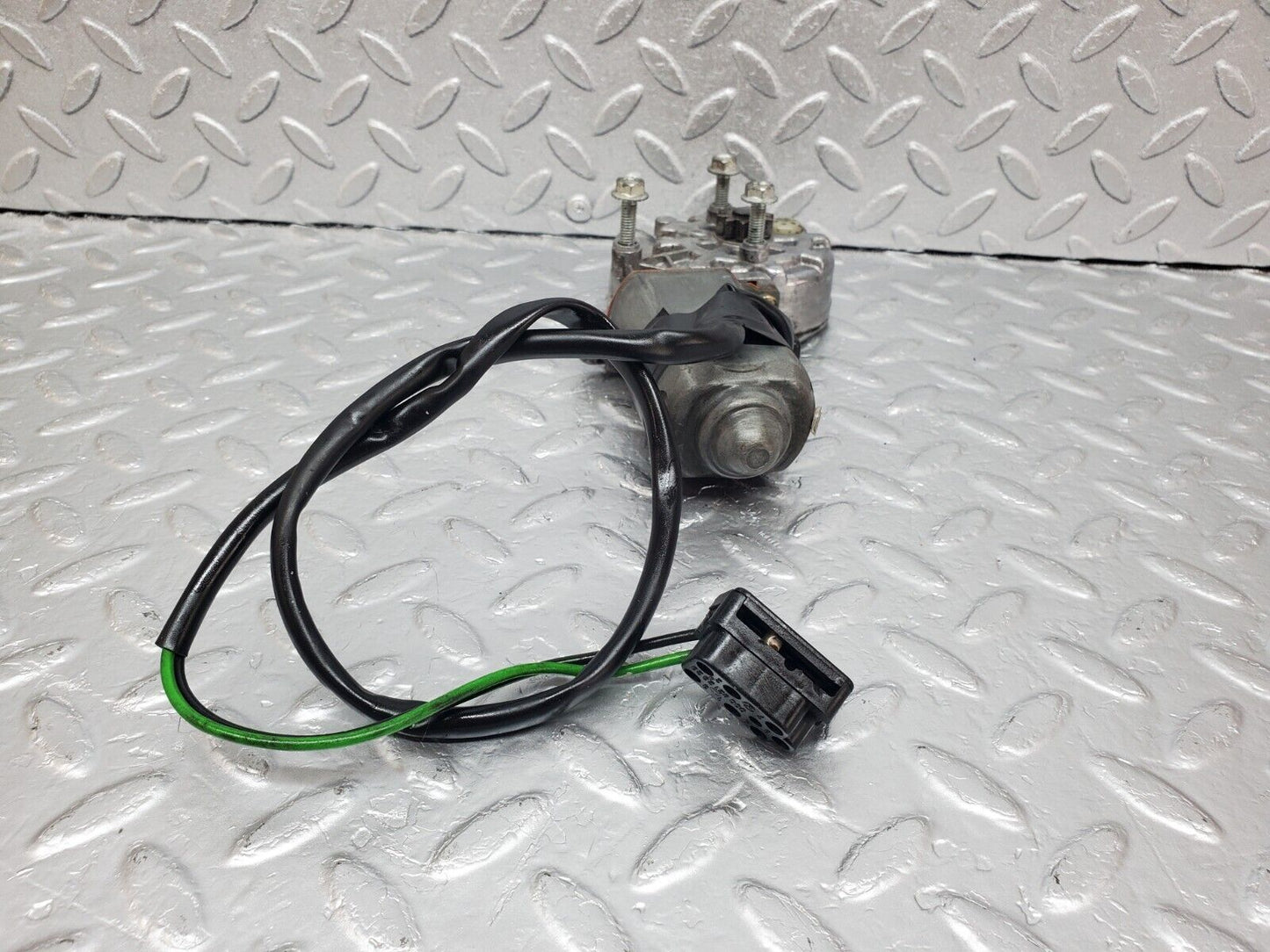 45762 Mercedes-Benz W126 420SE Rear Right Window Regulator Motor 0130821036