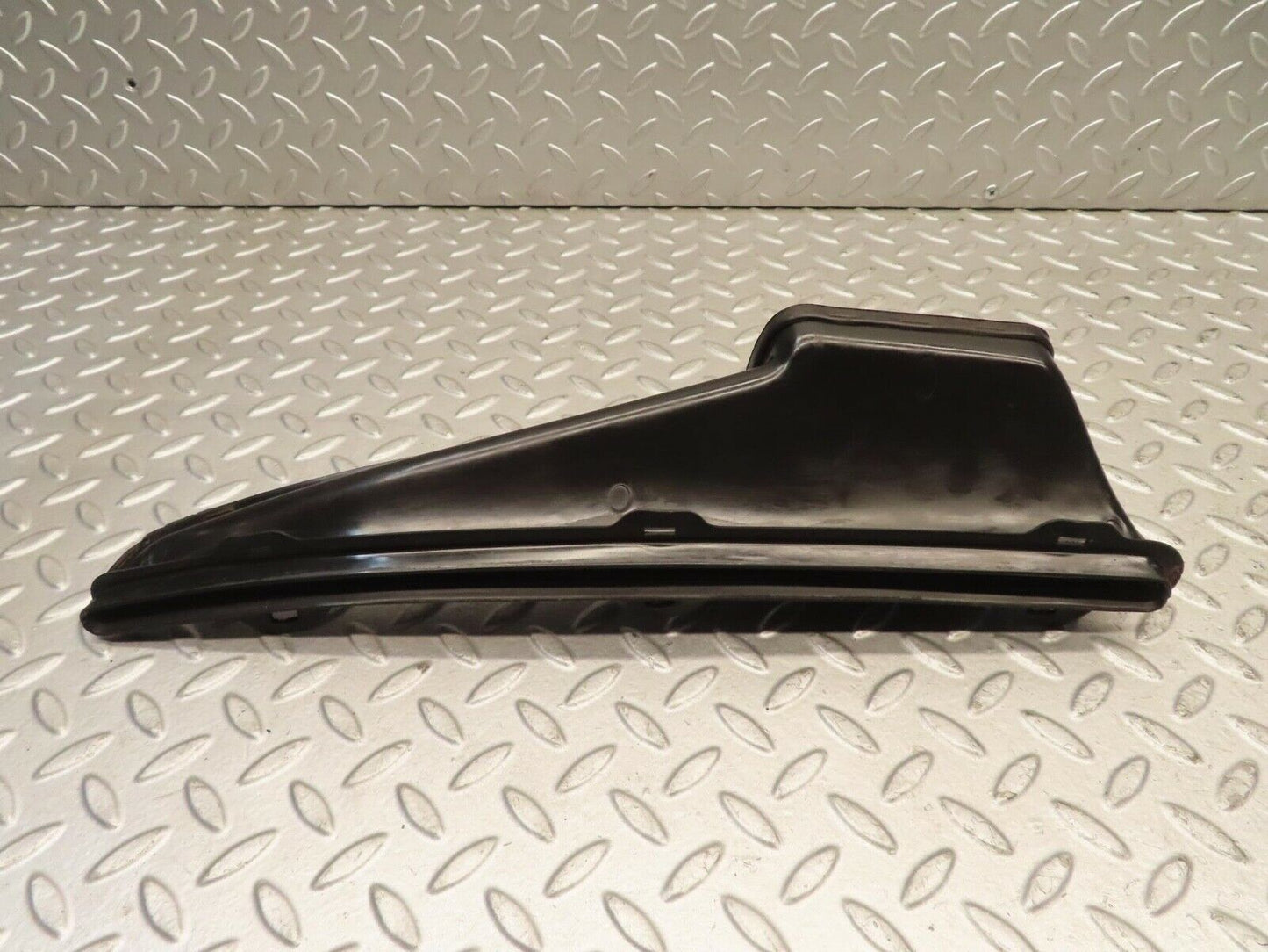 11802 Mercedes-Benz R107 450SL Dashboard Air Vent Left