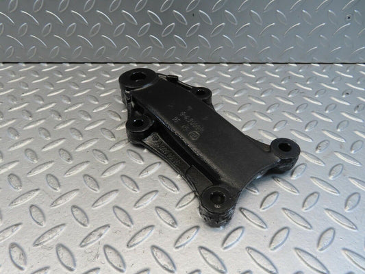 11317 Mercedes-Benz W221 S320 Differential Bracket A2210318