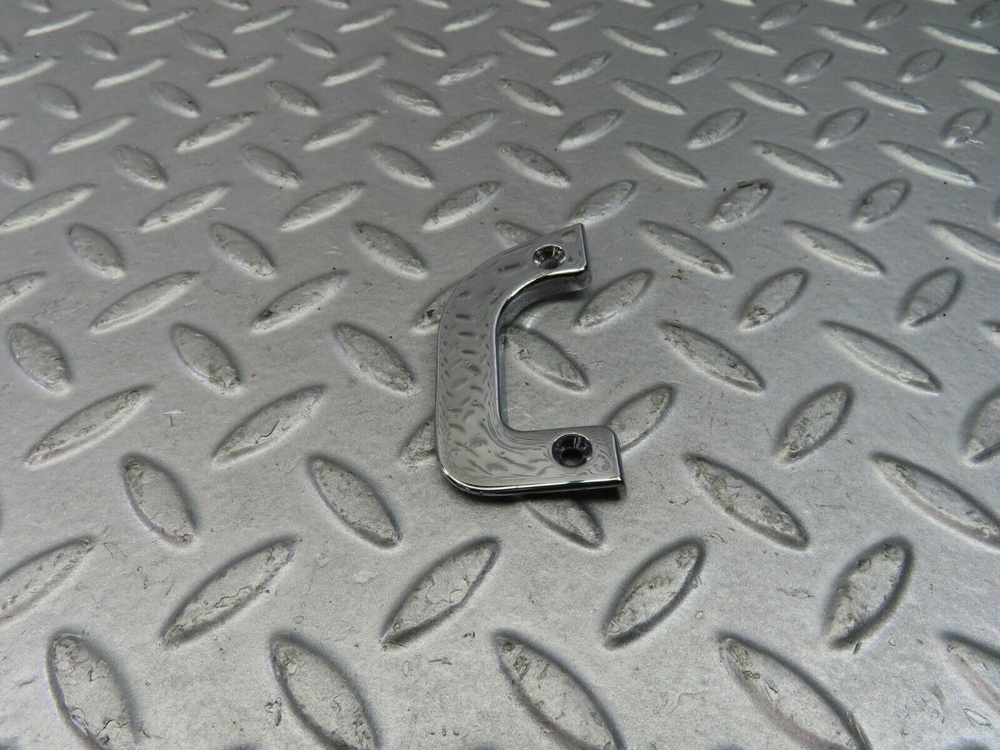 9060 Mercedes-Benz W115 Right Interior Chrome Door Latch Trim