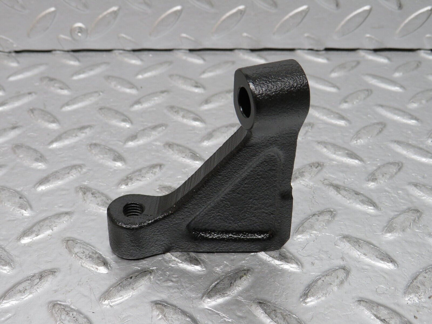0263 Mercedes-Benz W116 350SE  Engine Mount Bracket 1160110995