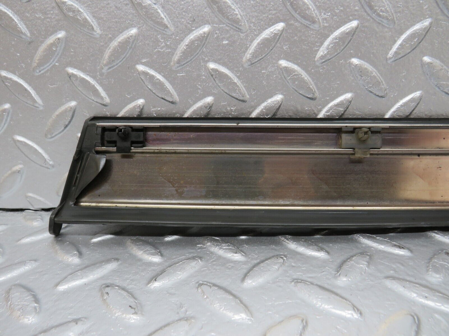 33995 Mercedes-Benz W124 260E Front Left Fender Wing Lower Moulding Trim