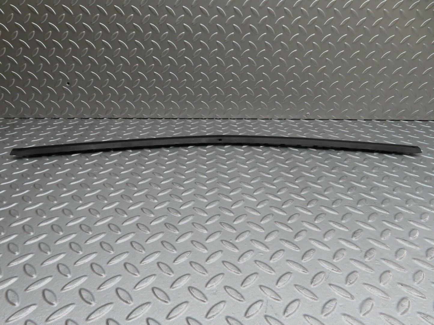 14164 Mercedes-Benz C107 280SLC Front Fender Wing Cross Bar
