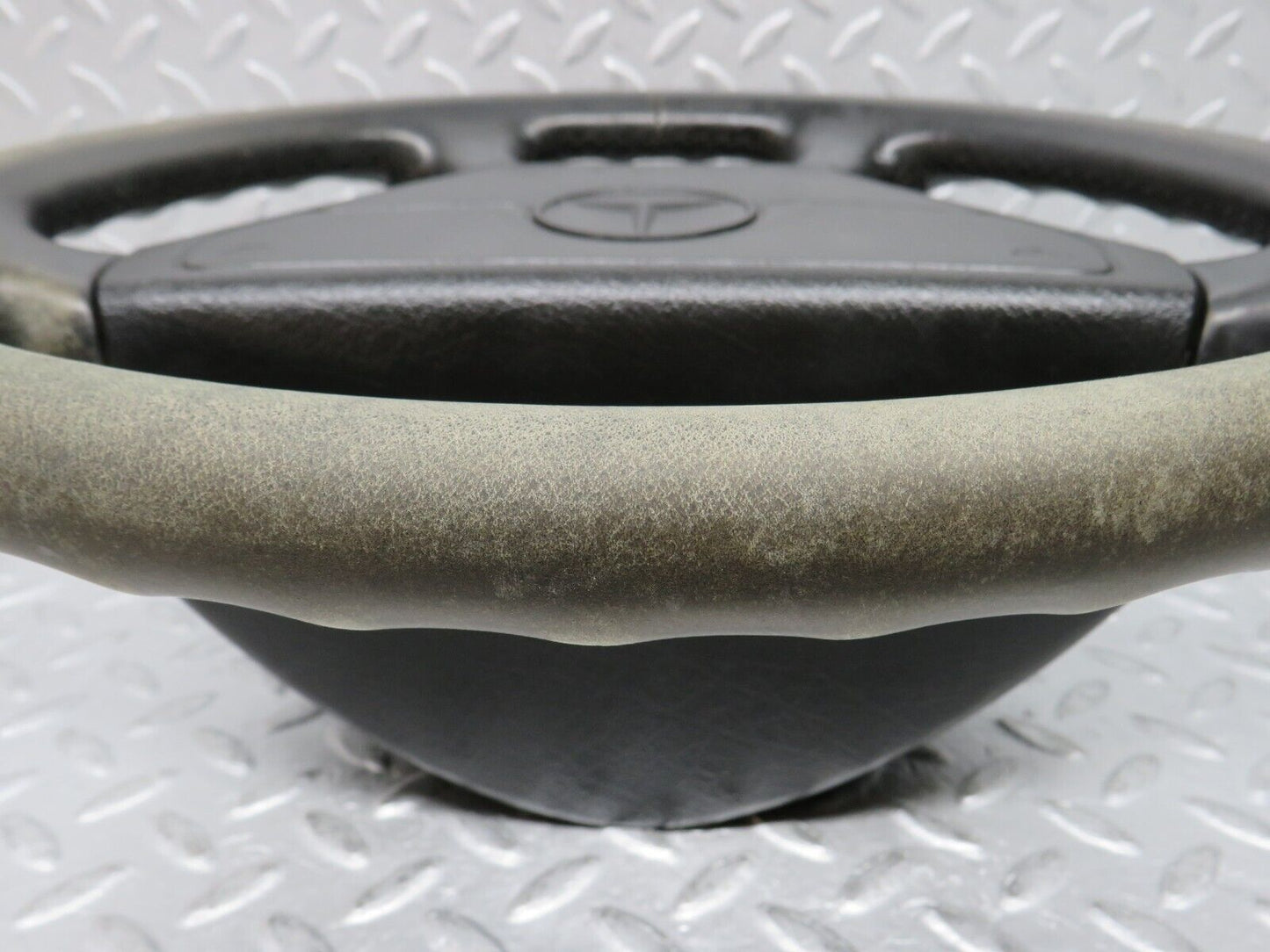 37845 Mercedes-Benz A124 320E Cabriolet Steering Wheel 507294
