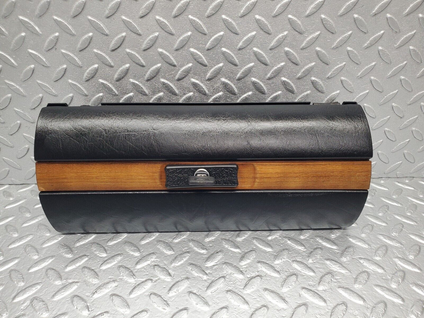 46501 Mercedes-Benz C123 280CE Coupe Glove Box Door With Key