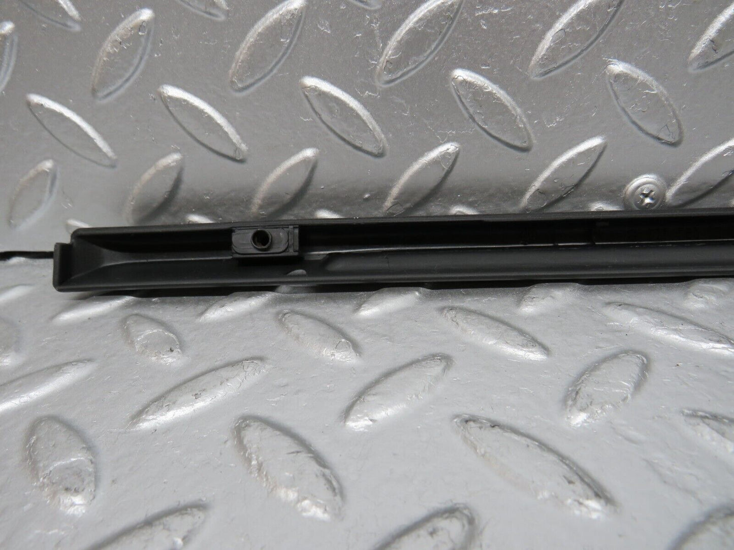 30784 Mercedes-Benz W201 190E 2.0L Trunk Lid Handle 2017500093