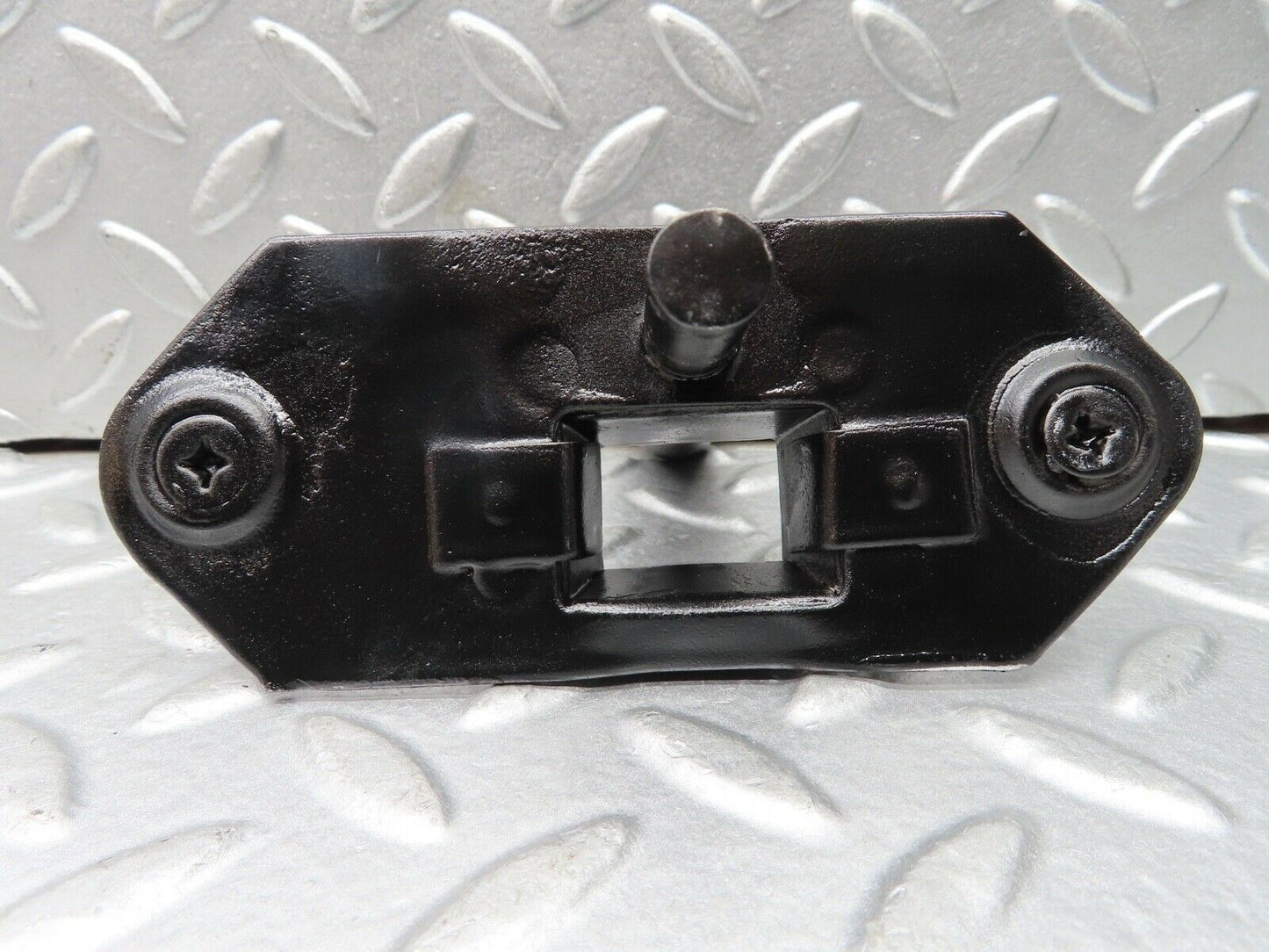 18619 Mercedes-Benz W120 W121 Ponton Bonnet Lock Catch