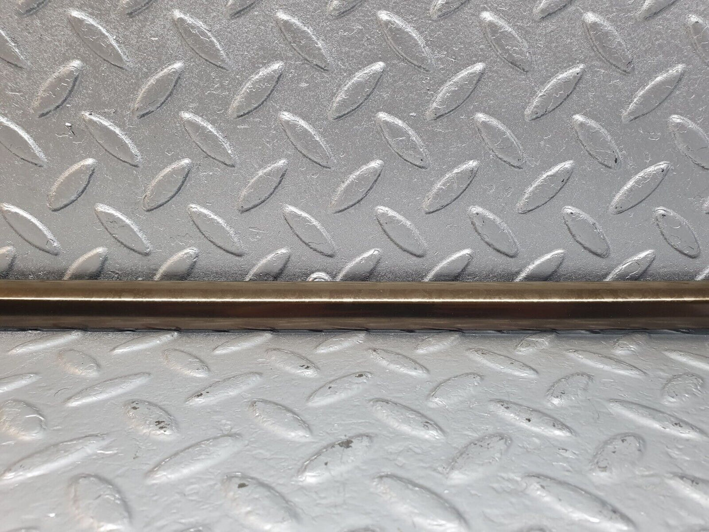42611 Mercedes-Benz R129 320SL Coupe Left Door Window Moulding Trim