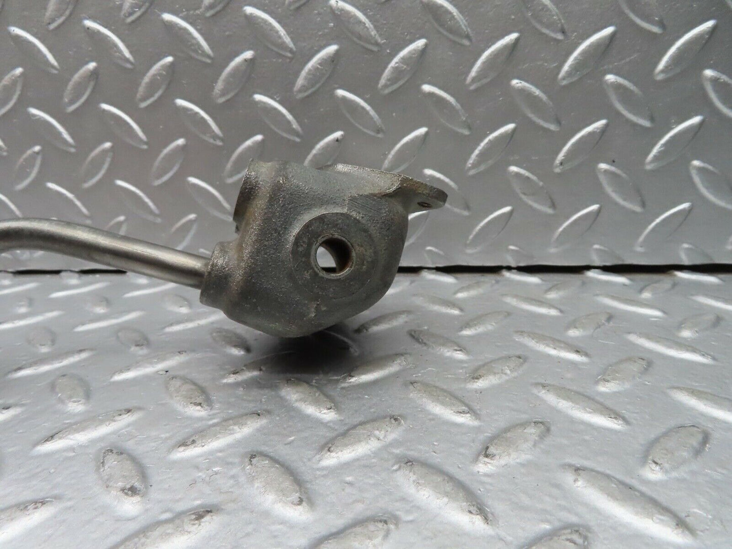 20944 Mercedes-Benz W114 250CE Coupe Air Slide Valve Housing 1142030036